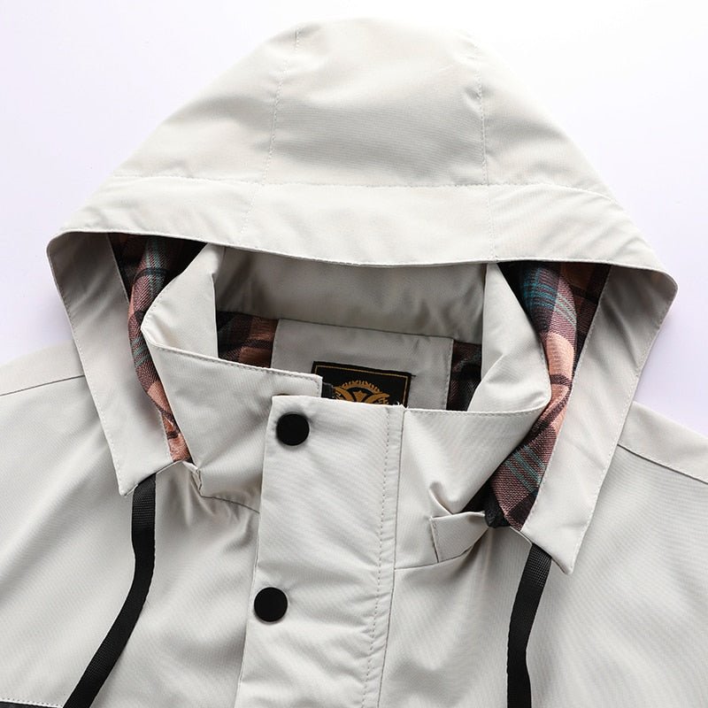 Caleb | Wasserdichte Outdoor-Kapuzenjacke für Herren