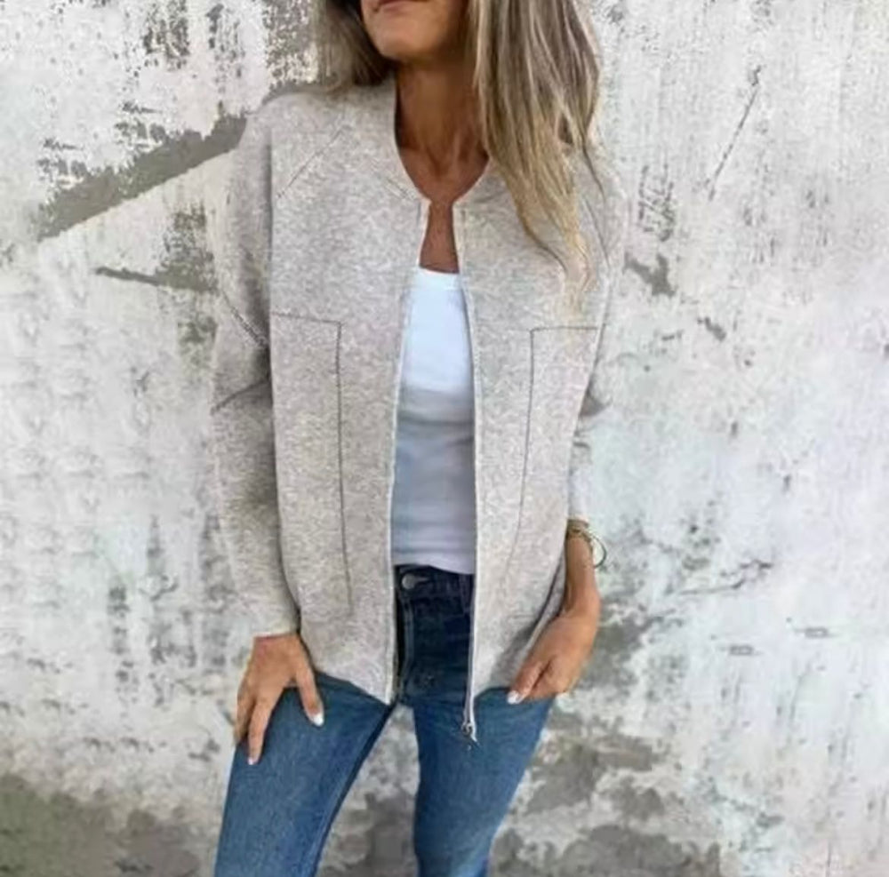 Jacinta | Leichter Strickpullover für Damen mit Reißverschluss