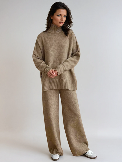 Wilhelmina | Damen-Lounge-Set aus Strick mit Rollkragen