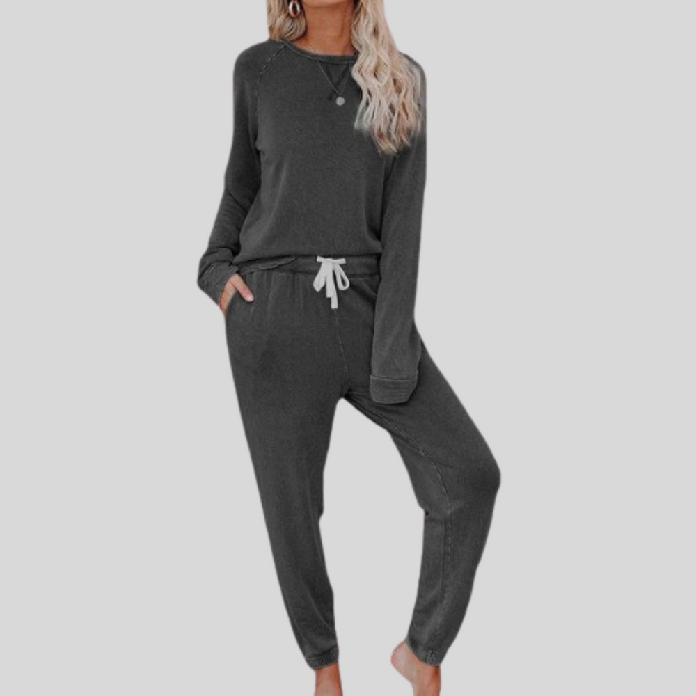 Wynne | Women's Long Sleeve Jogger Lounge Set